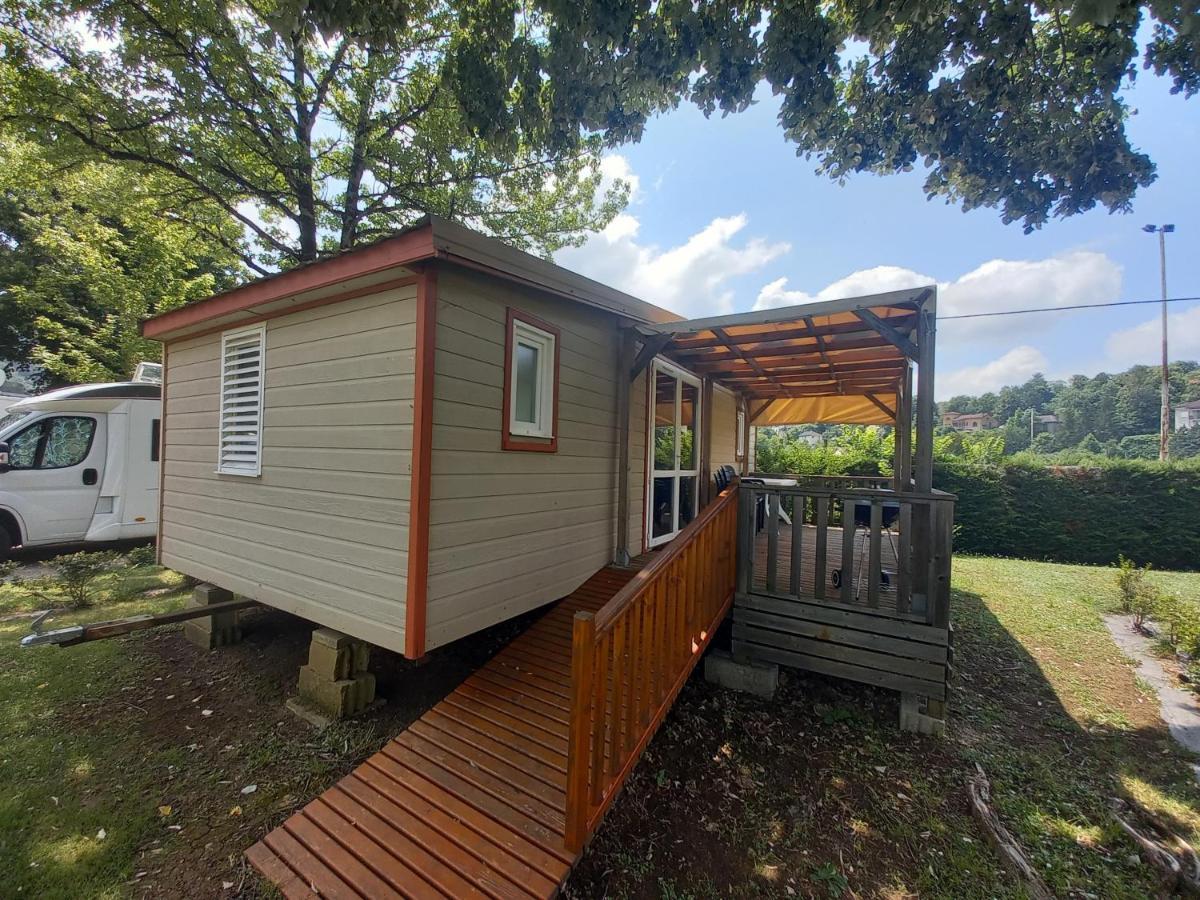 Camping De Rouergue Villefranche-de-Rouergue Kültér fotó